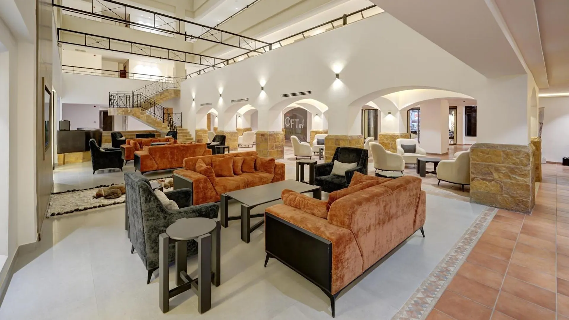 The Loft Hotel By Fhm アカバ